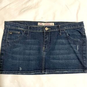 Anything under $15 is three for $30 Hollister, vintage size 9 skirt